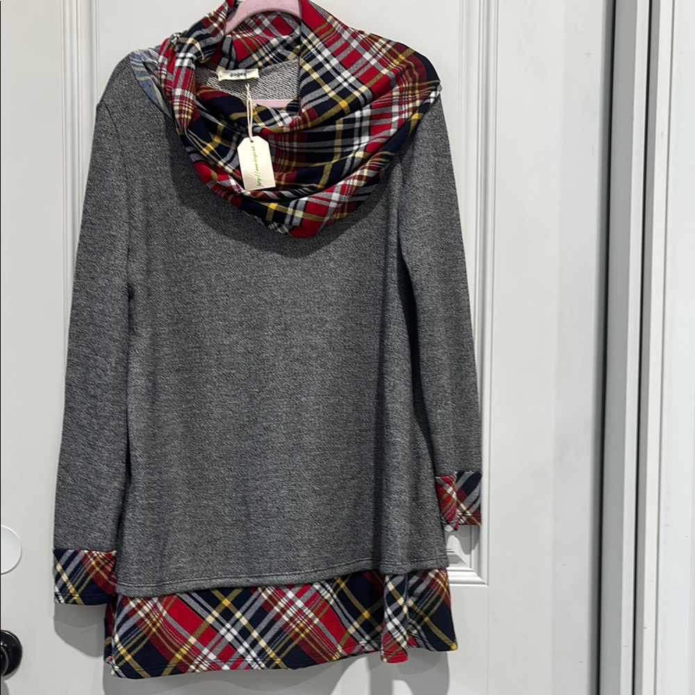 Eloges  Women’s Gray NWT Tunic with Plaid Accents Blue, Yellow, Red size XL